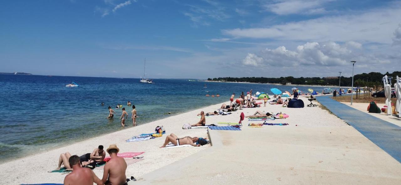 Apartman Pula Bagian luar foto